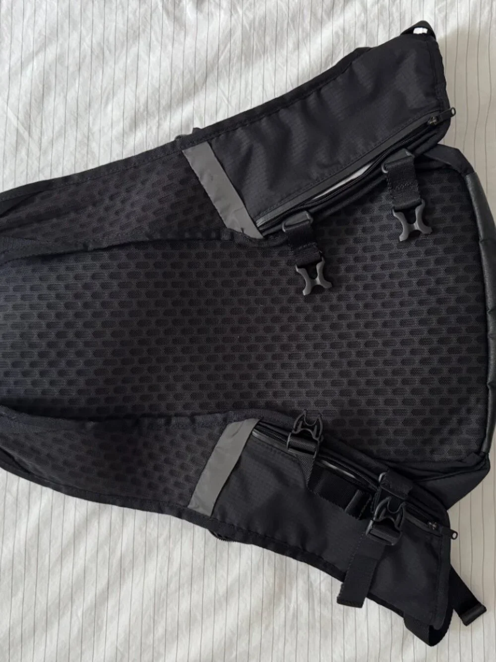 Lululemon Surge Run Backpack